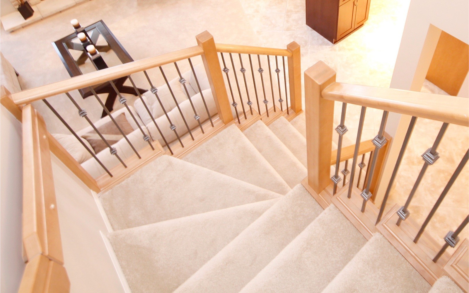 stair-runner-AdobeStock_11289450